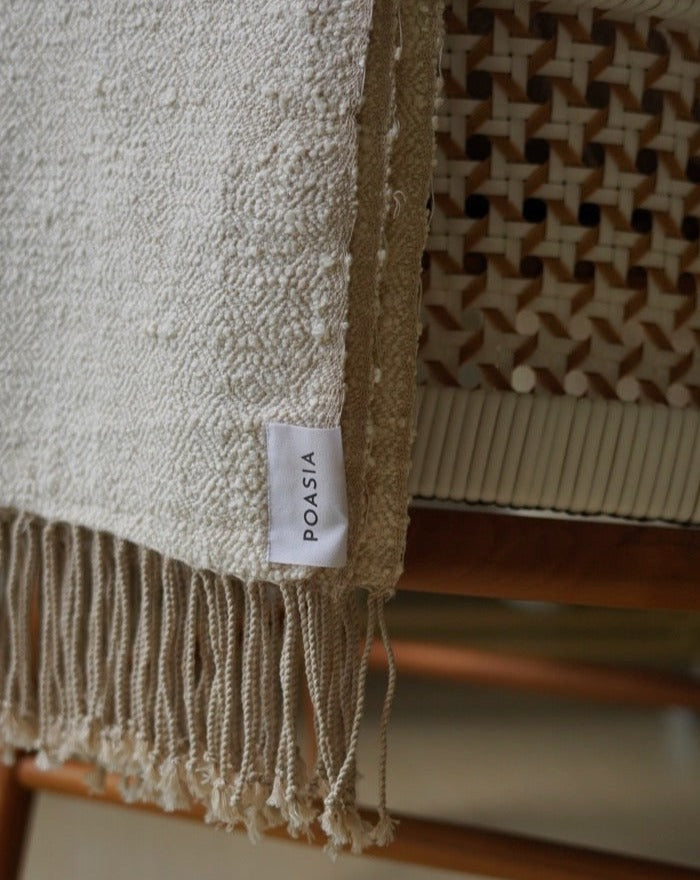 Pailin | Handwoven throw (White)